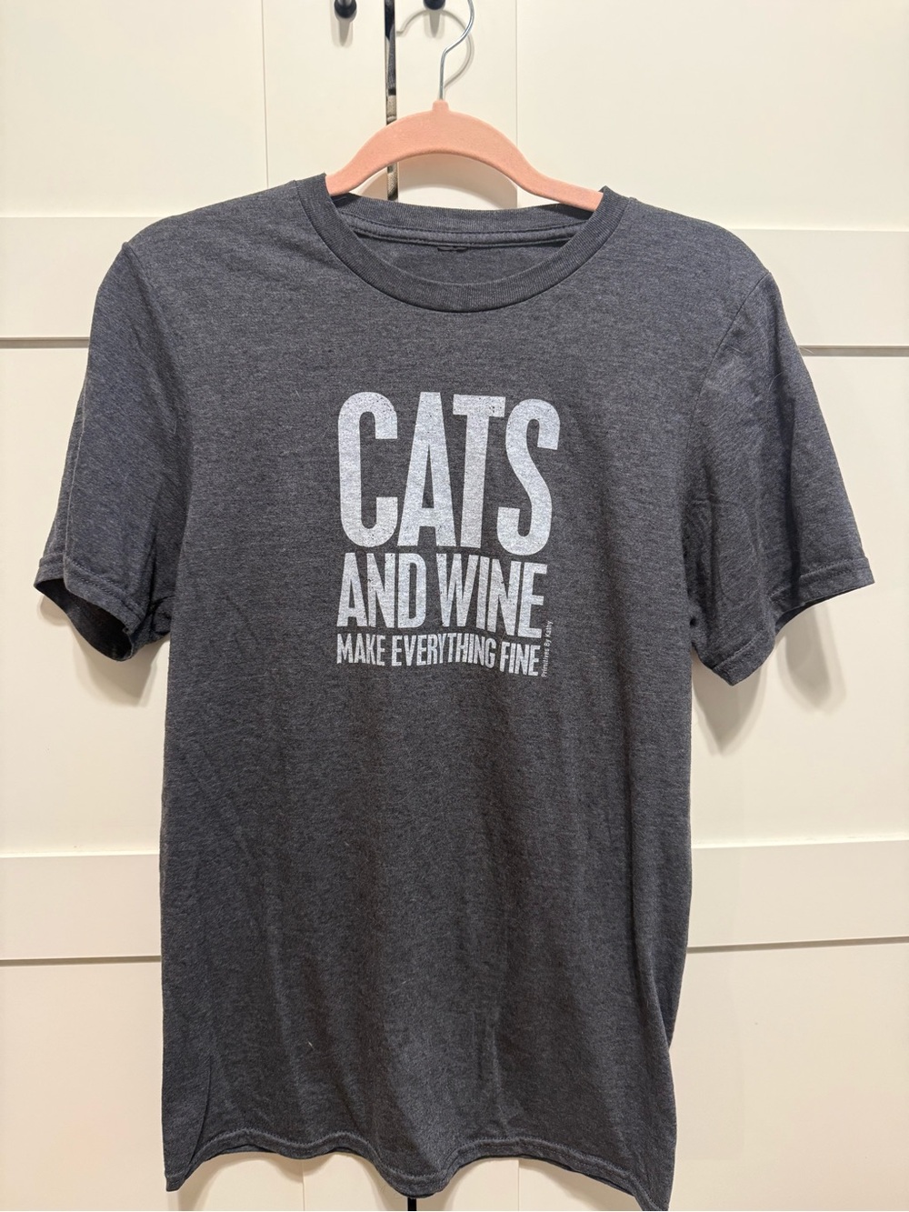 Cats and Wine Graphic Cat T-Shirt - Dark Gray